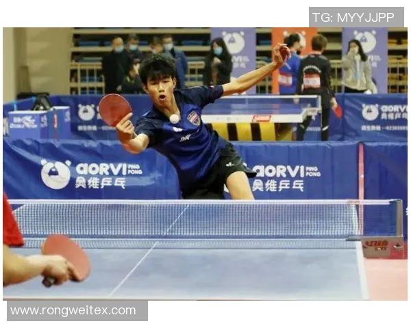 重庆乒乓球队的辉煌之路与大师赛的精彩瞬间回顾